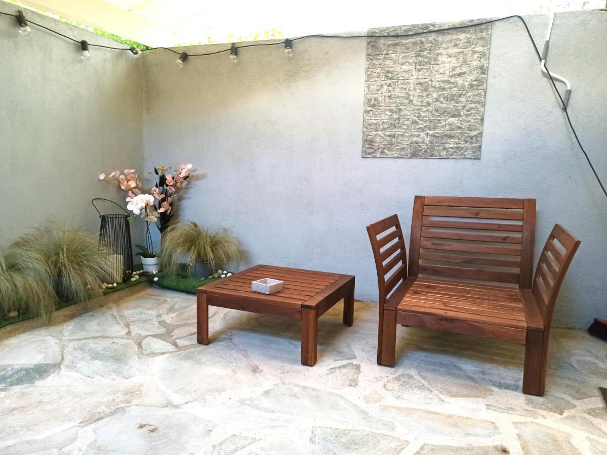 Mikalis Studio Atina Dış mekan fotoğraf